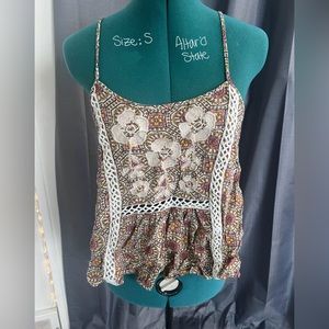 Floral Embroidered Tank Top